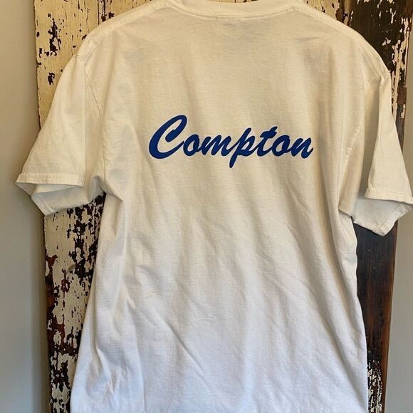 EUC Compton Hub City T-shirt. Size L. - Picture 5 of 7